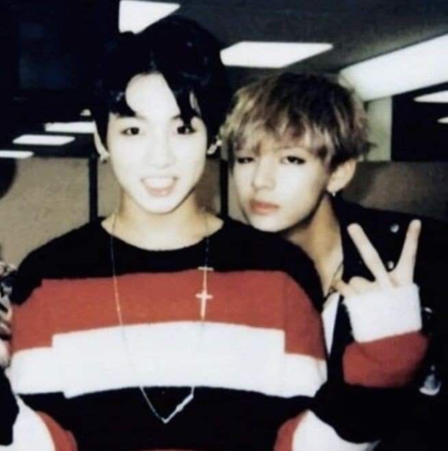 taebootyislove's tweet photo. "you make me begin" #Vgin ❤️
WE BEGIN WITH JUNGKOOK
#5YearsWithBegin
@BTS_twt https://t.co/JmLdQoDt0J
