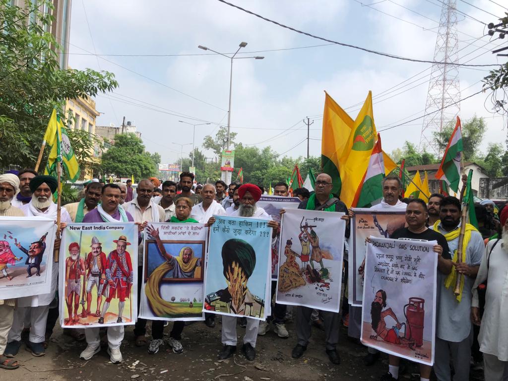 Historic Kisan mahapanchayat in Muzaffarnagar, Uttar Pradesh

This is the new beginning towards better future for farmers. Farmers made history again.

#मुज़फ्फरनगर_किसान_महापंचायत
