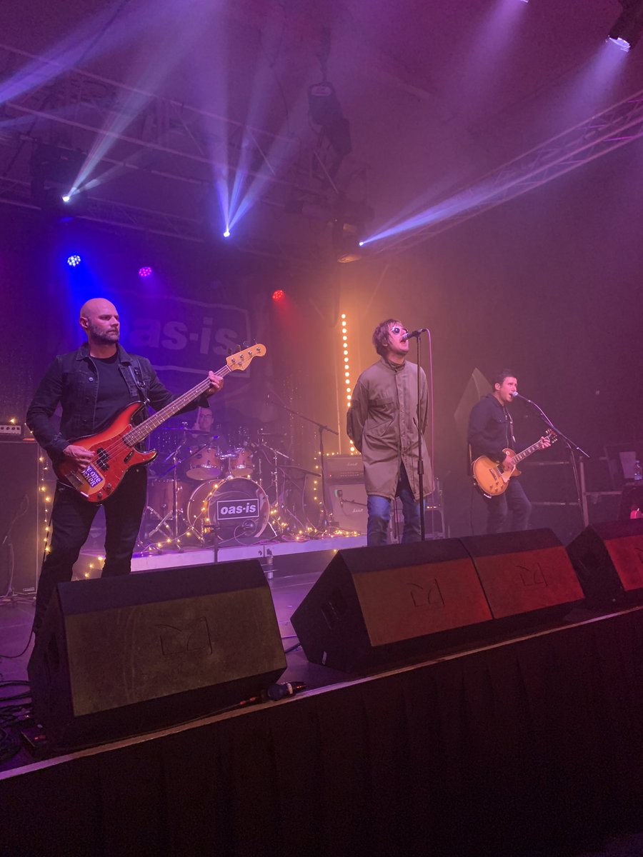 Great gig <a href="/Oas_is_official/">Oas-is Tribute</a> last night <a href="/cheeseandgrain/">Cheese and Grain</a> 👌🏻