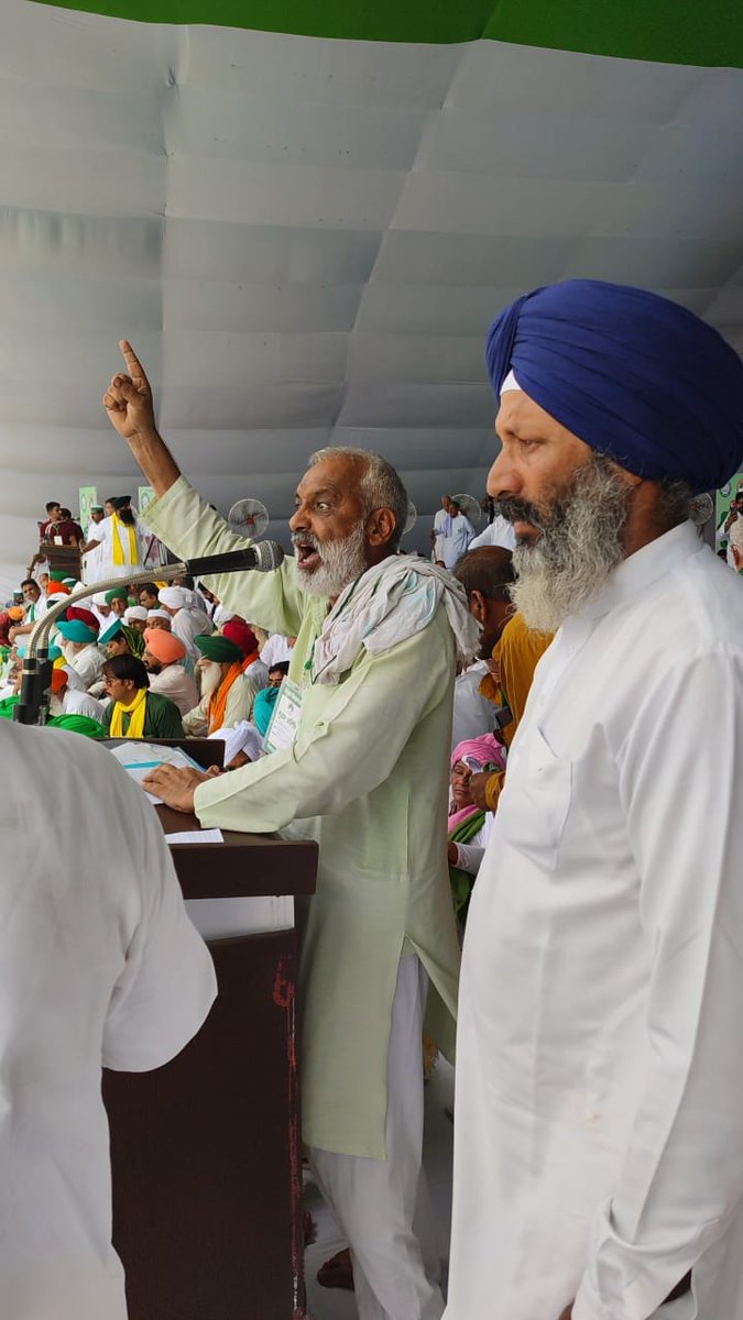kisanektamorcha's tweet photo. "किसान हमारी जाति - किसानी हमारा धर्म"

#मुजफ्फरनगर_किसान_महापंचायत https://t.co/CBOXK3IEPp