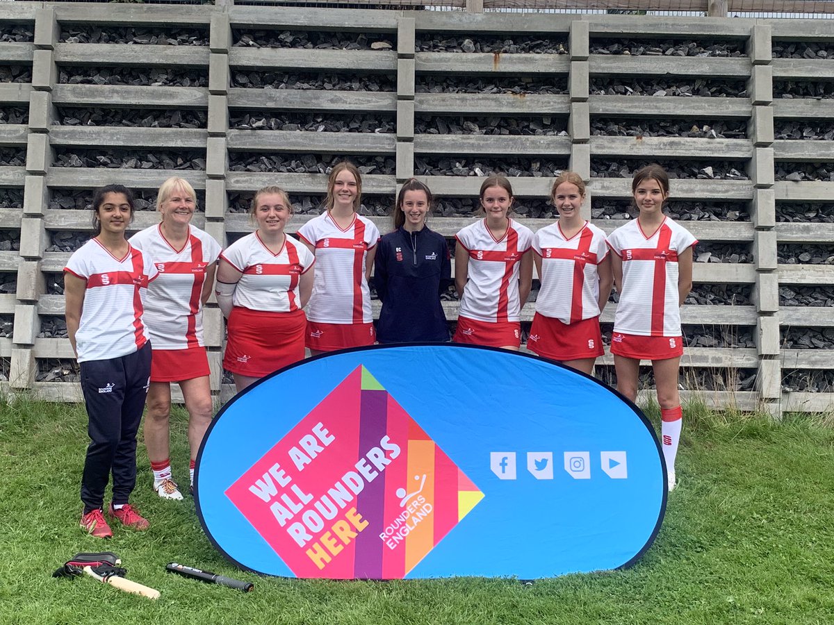 Kim Lunt tweet media