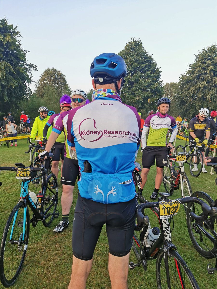 Shaw77Marc's tweet photo. And they're off! Good Luck to all #TeamKidney and @tourotheborders riders today the sun has smiled upon the beautiful Scottish borders just to thank you for all the funds raised for @Kidney_Research 💪💪💪 https://t.co/ah3KvnShSf