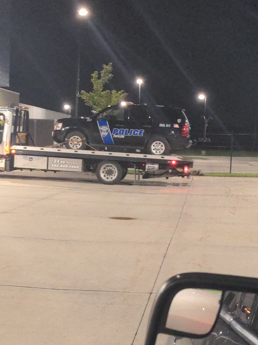 OfcFMatyja_PPD's tweet photo. I mean it is a Chevy.....#tahnooo #fordguy #notsorry @Ford https://t.co/K93QpbjLiN