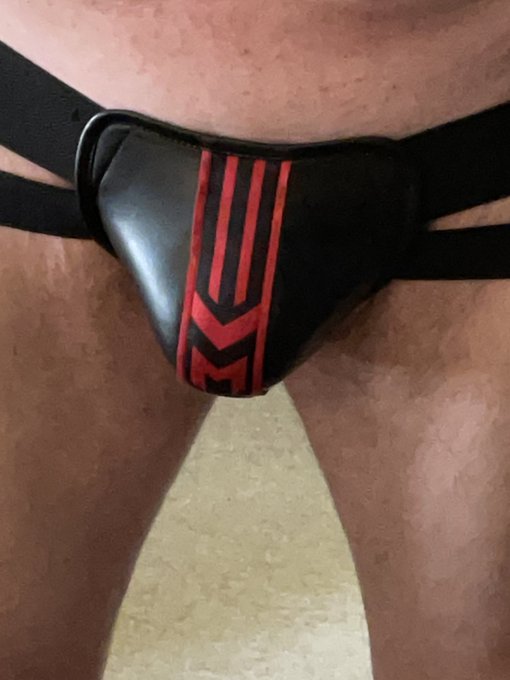 1 pic. The weekend is almost over do I’m wearing my new favorite jockstrap by @maskulocom https://t.