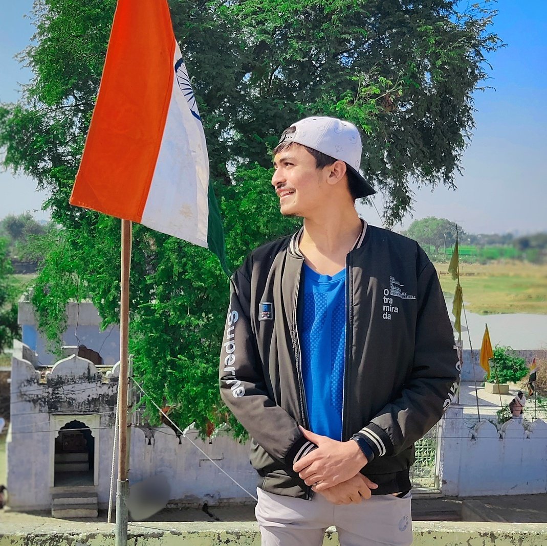 RahulLawan's tweet photo. #NewProfilePic https://t.co/OcZrpWCQ5g