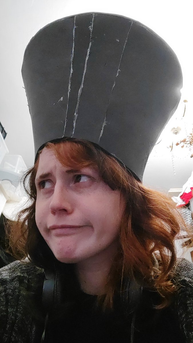 AvenaCos's tweet image. Here, have some progress for my @Connichi #Conline21 instant cosplay entry.