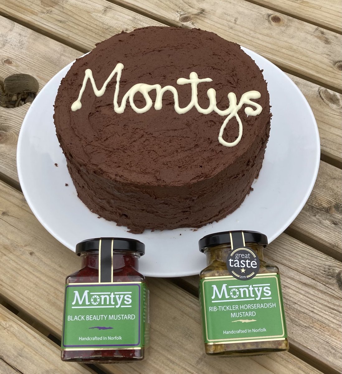 Essence Foods and Essence Botanicals (@essencenorfolk) on Twitter photo Essence Foods is celebrating its 16th birthday today - hereās our Heritage Chocolate Cake with ā¦<a href="/MontysMustards/">@Montys</a>ā© and ā¦<a href="/BeetellaSpread/">Beetella</a>ā© ā¦<a href="/ProudlyNorfolk/">Proudly Norfolk</a>ā© ā¦<a href="/EDP24/">Eastern Daily Press</a>ā© ā¦<a href="/HolkhamEstate/">Holkham</a>ā©. Our yellow mustard is single variety single estate grown in Norfolkš„° Essence Foods is celebrating its 16th birthday today - hereās our Heritage Chocolate Cake with ā¦<a href="/MontysMustards/">@Montys</a>ā© and ā¦<a href="/BeetellaSpread/">Beetella</a>ā© ā¦<a href="/ProudlyNorfolk/">Proudly Norfolk</a>ā© ā¦<a href="/EDP24/">Eastern Daily Press</a>ā© ā¦<a href="/HolkhamEstate/">Holkham</a>ā©. Our yellow mustard is single variety single estate grown in Norfolkš„°