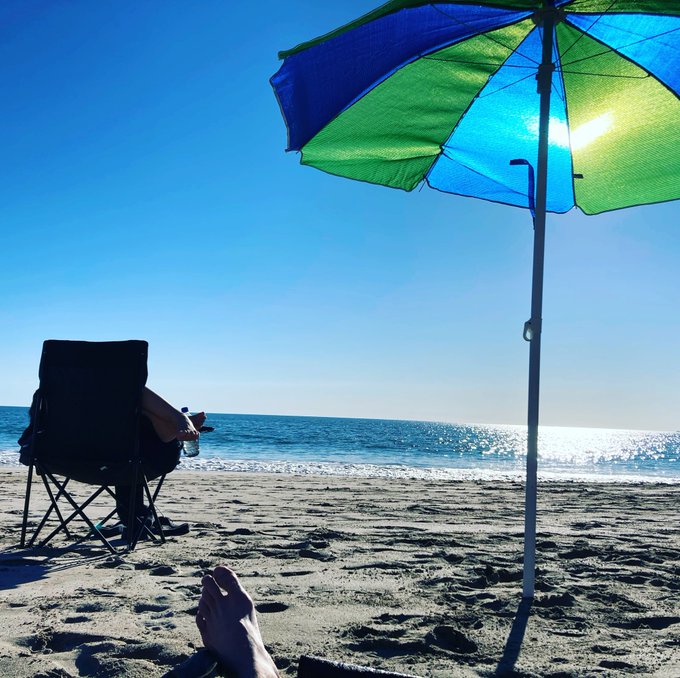 That&rsquo;s why I live where I live https://t.co/bIE7JX1mSG