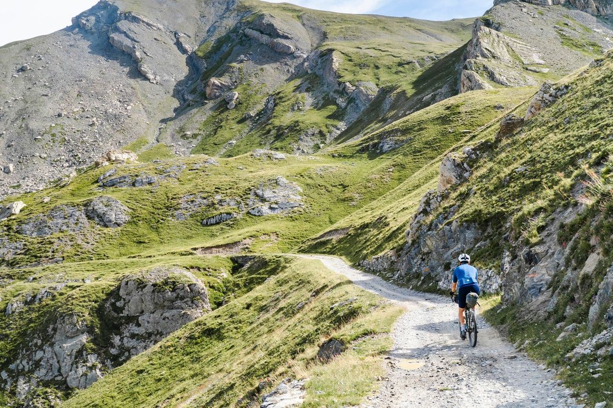 Café du Cycliste tweet media