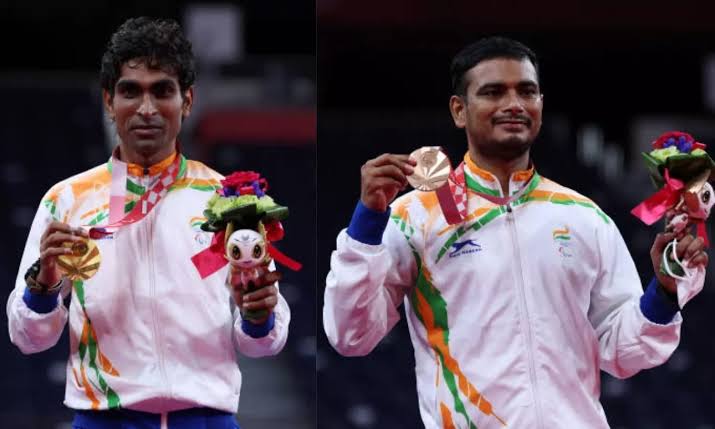 InSquadApp's tweet photo. Why are you crying, it's just a moment!
The double podium moment - 🇮🇳🇮🇳 https://t.co/lBtVoGjJP6
