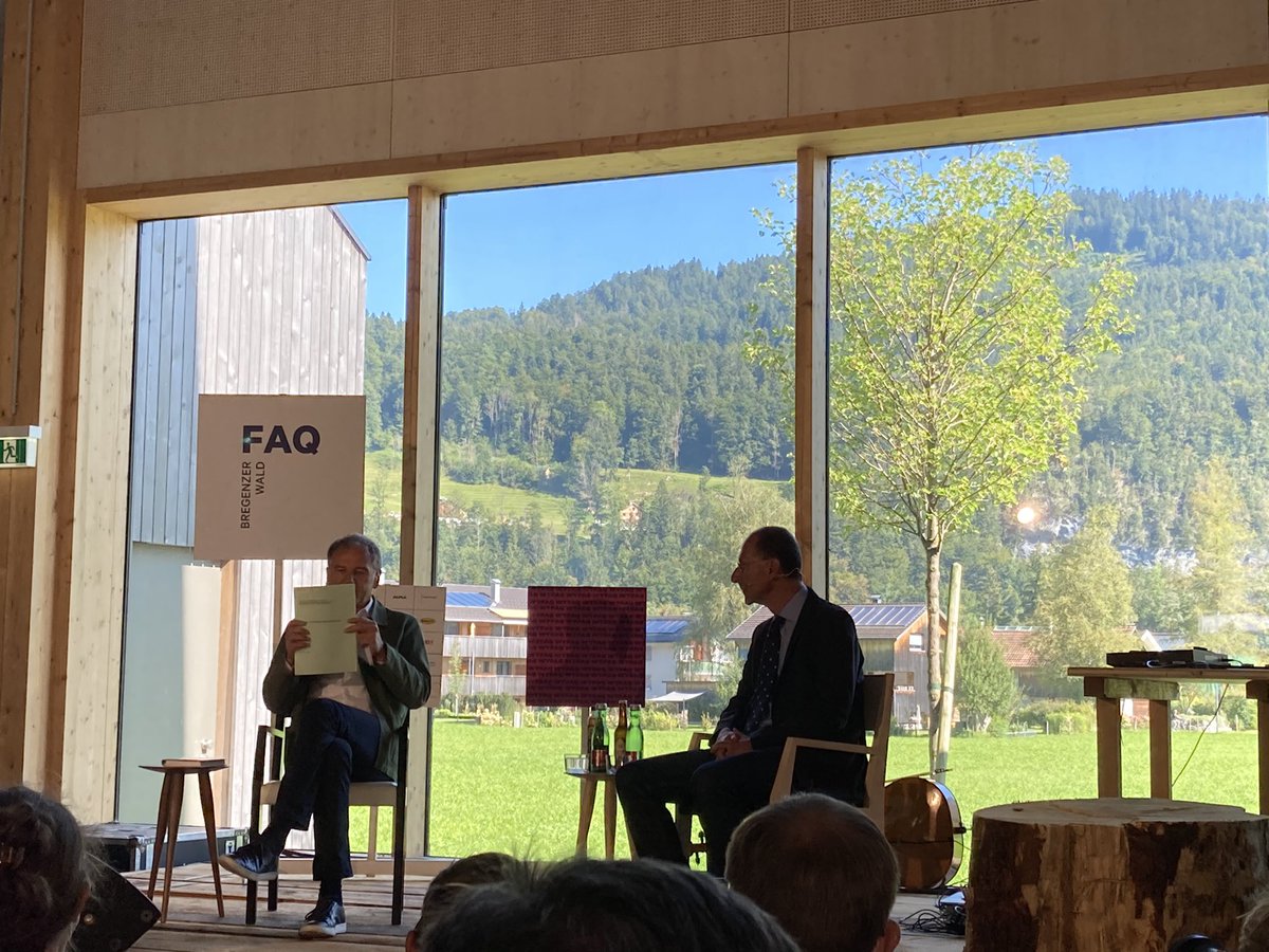 „fix zsamm.“ 
<a href="/ArminWolf/">Armin Wolf</a> und <a href="/PeterFilzmaier/">Peter Filzmaier</a> 
beim <a href="/What_the_FAQ_/">FAQ Bregenzerwald</a>