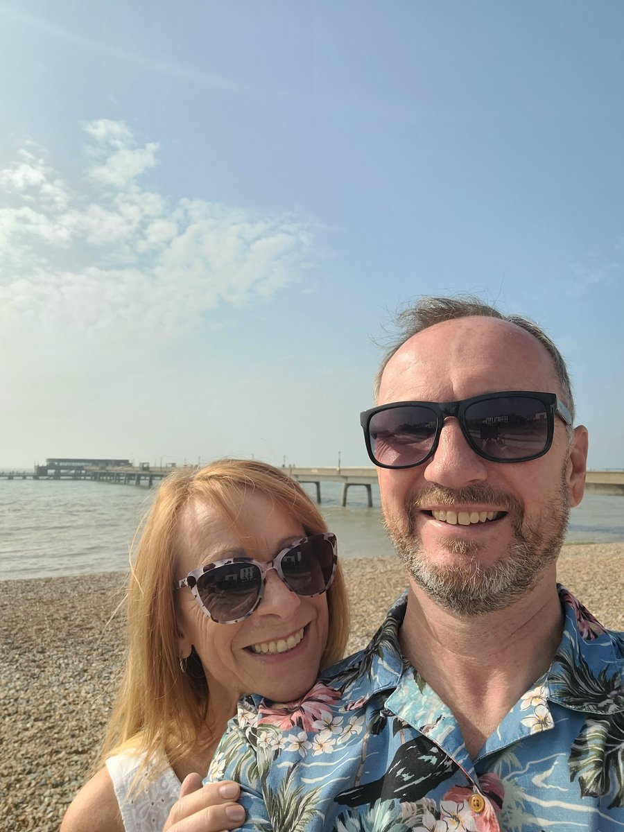 Anniversary weekend continues with a Day at the Seaside #dealpier