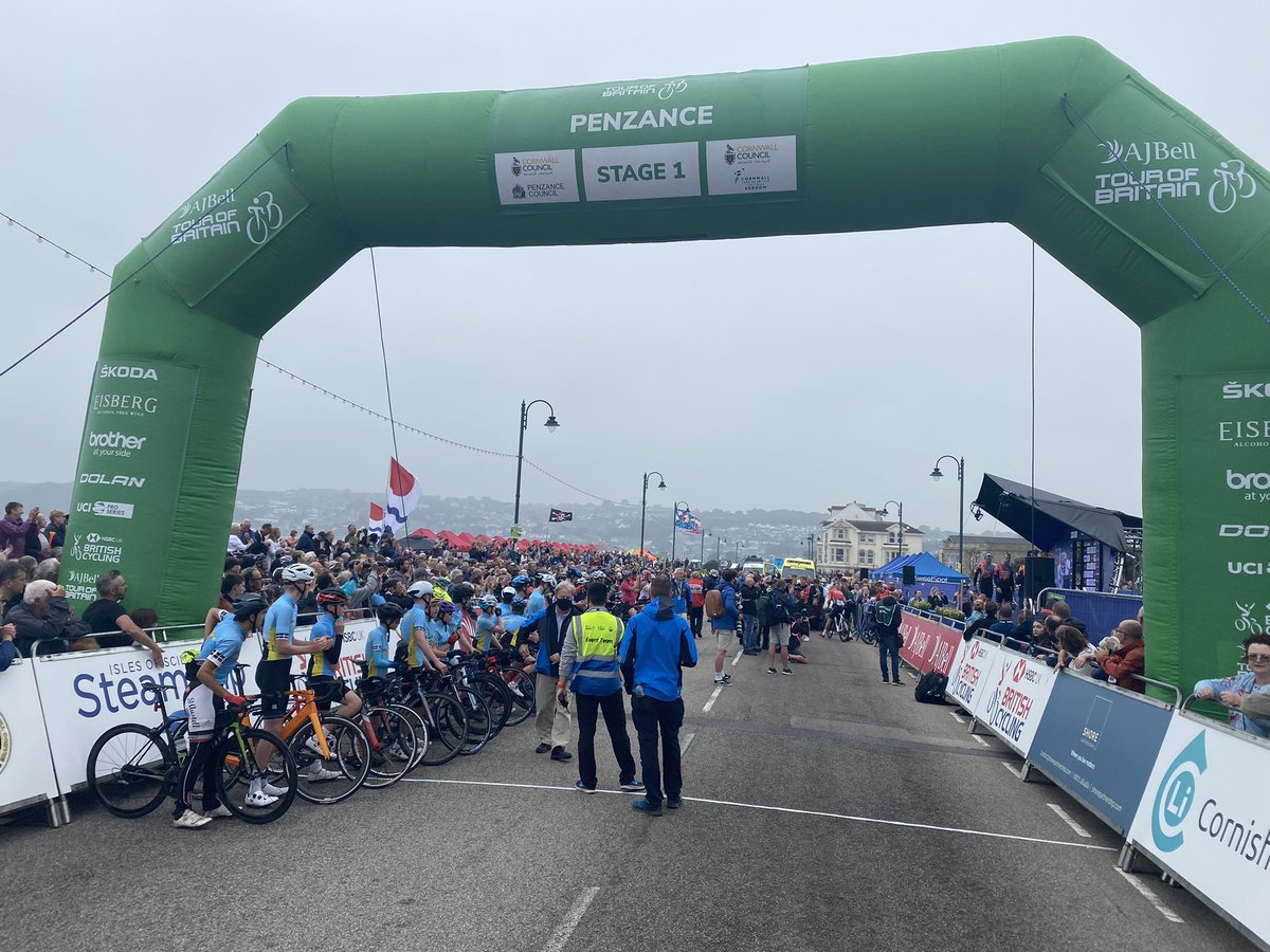 WYP_ceg's tweet image. Good to be back at it! @SweetSpot_Group @TourofBritain @WYP_RPU