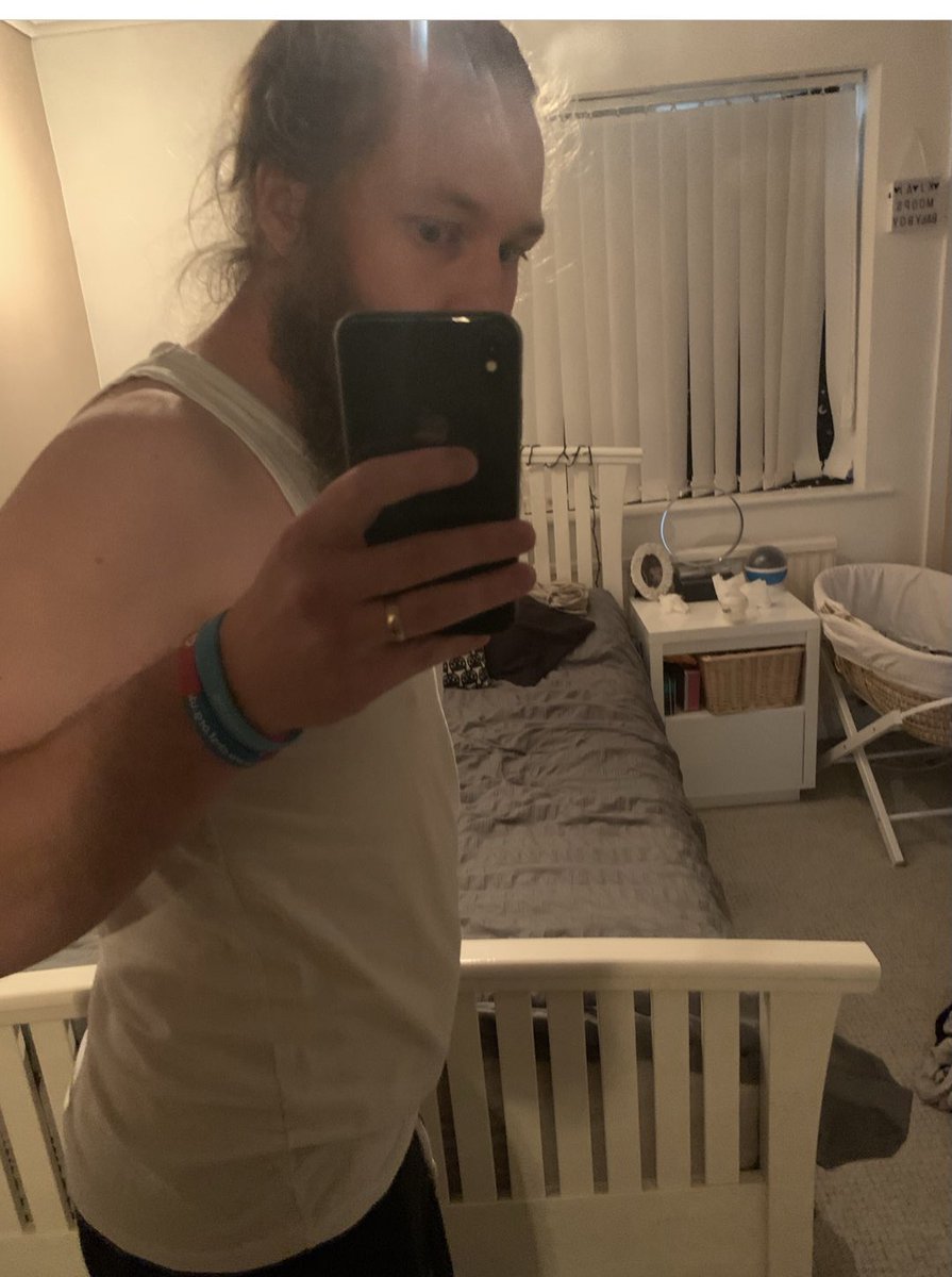 Adamddpy's tweet image. Gone from the first picture at 142 lbs to the second picture at 166 lbs and I couldn’t be more annoyed with myself. 
This is what lockdowns, shit mental health and lack of motivation does for you.