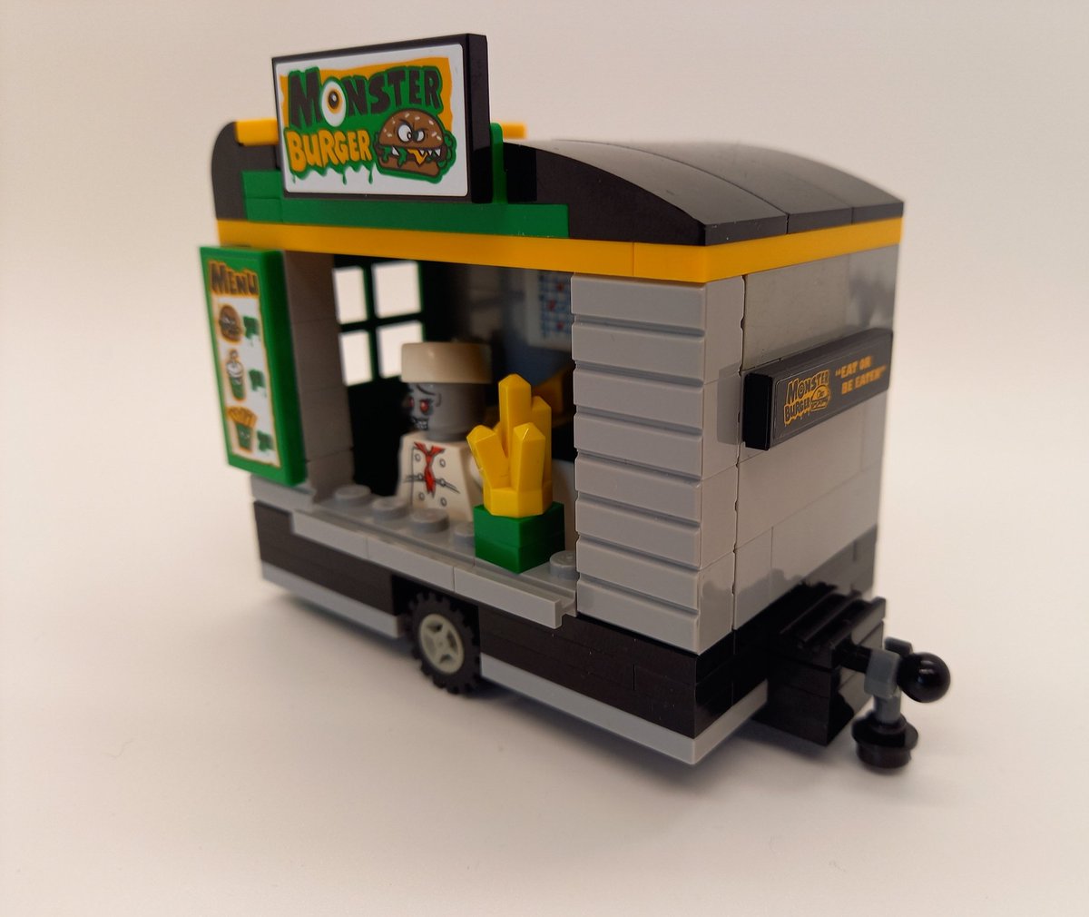 foxyblocks's tweet photo. One of my favourite ways to build is using a random sticker sheet, found while perusing Bricklink, as my inspiration. Today I give you "Monster Burger", using the stickers from set 31104. 🙂 https://t.co/kDaDUalcgV