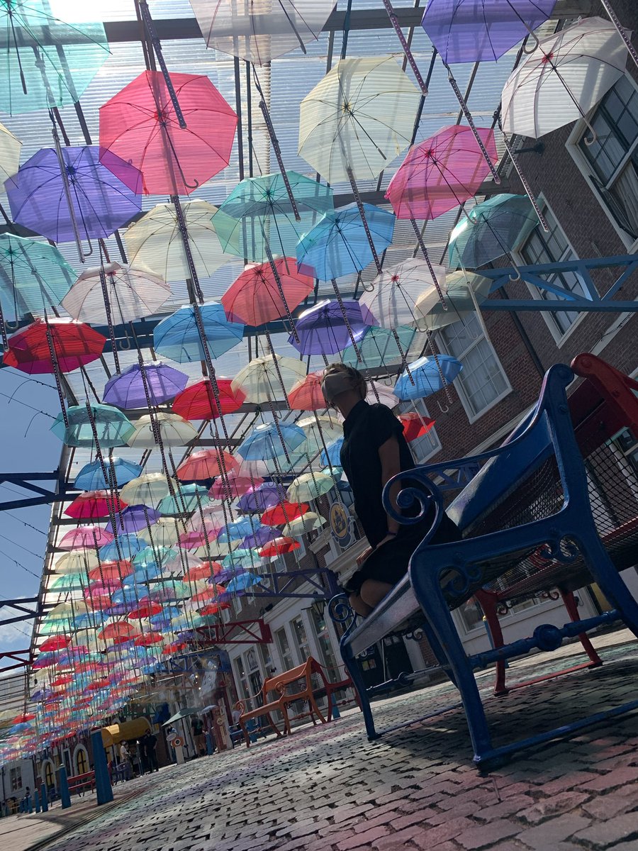 Maꙭ V Twitter Colorful やっぱ傘スポットが映えた ハウステンボス 佐世保