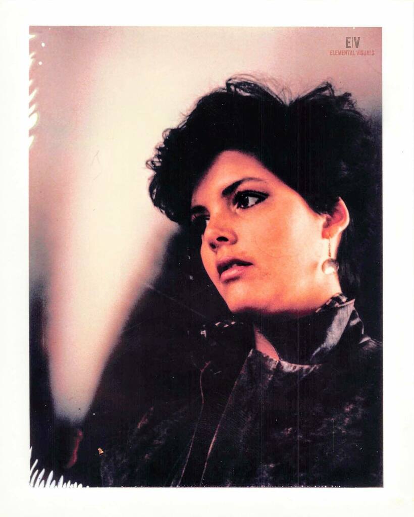 elementalvisual's tweet image. Flashback to Hitchcock. Kodachrome 64 printed to Polaroid 669. #sooc instagr.am/p/CTcUkJcLvHd/