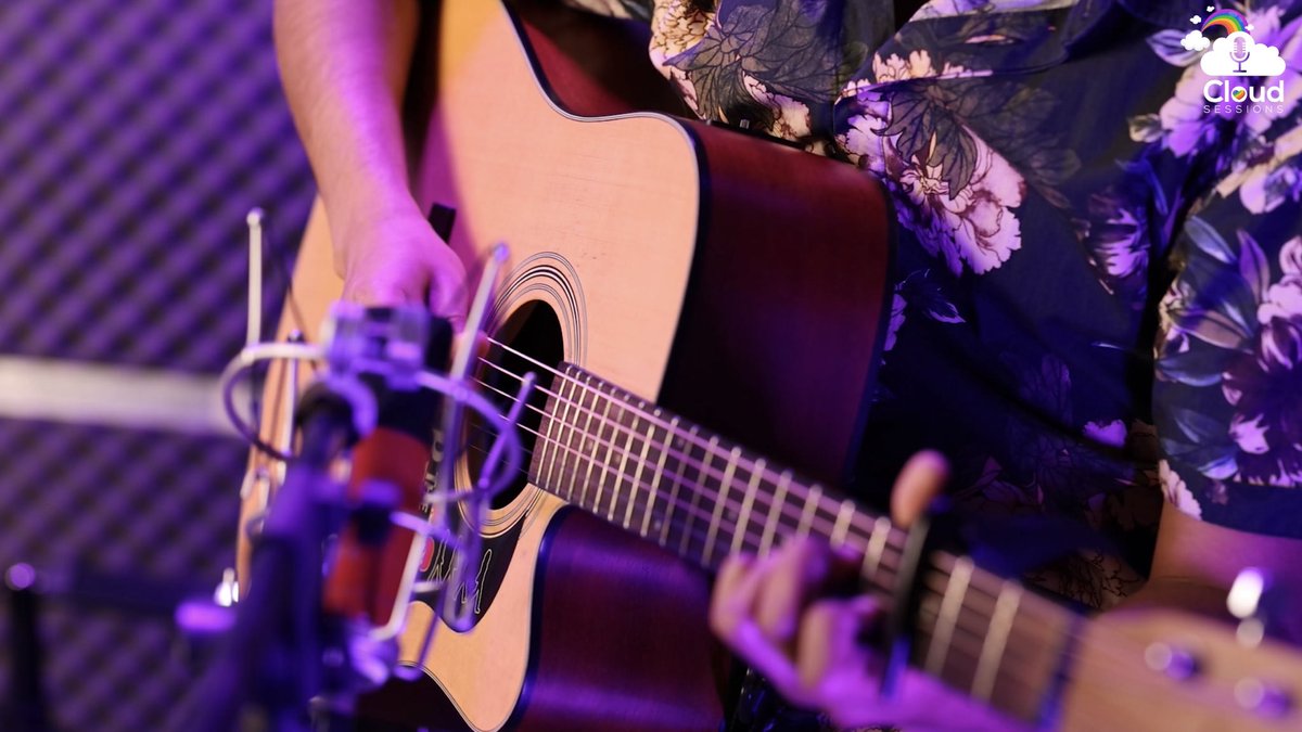 armandjoubert7's tweet image. Better for Me (Acoustic) live on #CloudSessions with @hellosloani_ on the guitar out now on YouTube💙

youtu.be/ny31lHjO8FI
