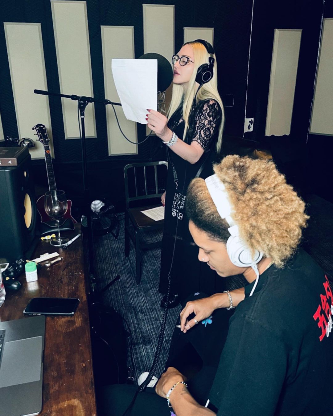 E-h8xysWQAMUQae?format=jpg&name=large