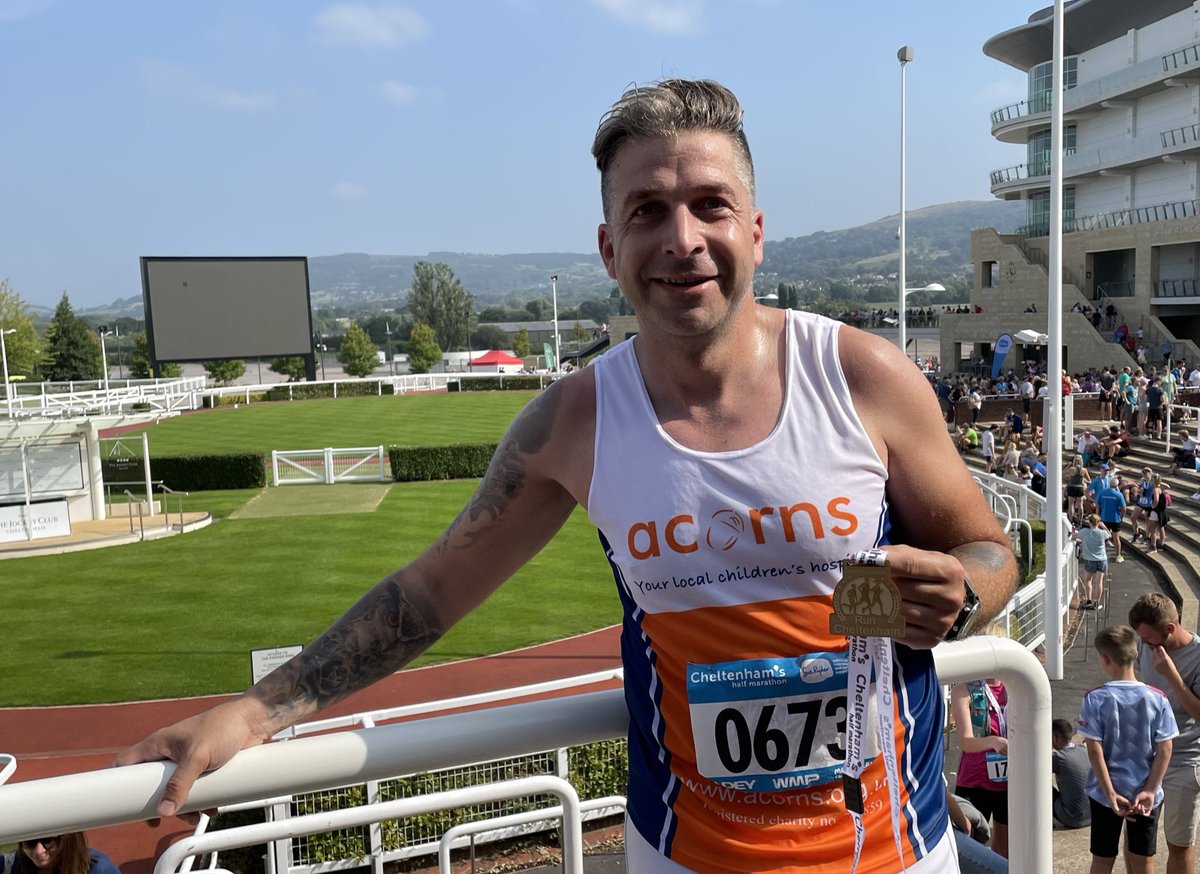 Mel Hall 💙 (@melhall10) on Twitter photo Great to see <a href="/gav_crowe/">Gav</a> from <a href="/CTFCofficial/">Cheltenham Town</a> supporting <a href="/AcornsHospice/">Acorns Children's Hospice</a> today running the <a href="/CheltenhamHalf/">Run Cheltenham</a>. As always, thank you so very much Gav for your ongoing and invaluable support. 🧡🏃🏻♂️ #cheltenhamhalf #teamacorns Great to see <a href="/gav_crowe/">Gav</a> from <a href="/CTFCofficial/">Cheltenham Town</a> supporting <a href="/AcornsHospice/">Acorns Children's Hospice</a> today running the <a href="/CheltenhamHalf/">Run Cheltenham</a>. As always, thank you so very much Gav for your ongoing and invaluable support. 🧡🏃🏻♂️ #cheltenhamhalf #teamacorns