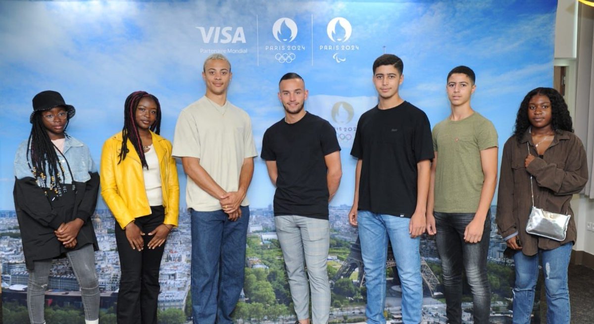 Visa_Fr's tweet photo. 📢 Pour Visa, les Jeux olympiques et paralympiques doivent inspirer tout le monde, partout. Nous sommes fiers de nous associer à @SDLV_Officiel &amp; #LeMur93 pour promouvoir les jeunes talents du sport et des arts urbains ! 
[#PasSansVous] #Paris2024 #Visa https://t.co/rwLPnaEJch