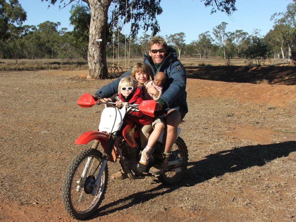 TerriIrwin's tweet photo. #FathersDay Australia. https://t.co/9zeGosaTyL