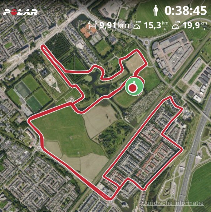 JaccoHeijblok's tweet photo. Vanmorgen opeens zin in een wedstrijdje. Schoenen aangetrokken, startnummer opgespeeld,  @loopmaatjes begroet en gaan rennen.. 

🥉 op de 10km in 38.45m. Hoe ouder, hoe taaier.. 🤣🤣

@Lopen_is_leuk in de zon! 

Ware hoogtepunt? De tweede plek van de 8-jarige op de 2.5km!! 💪🏻💪🏻 https://t.co/CAvzIwkCDA