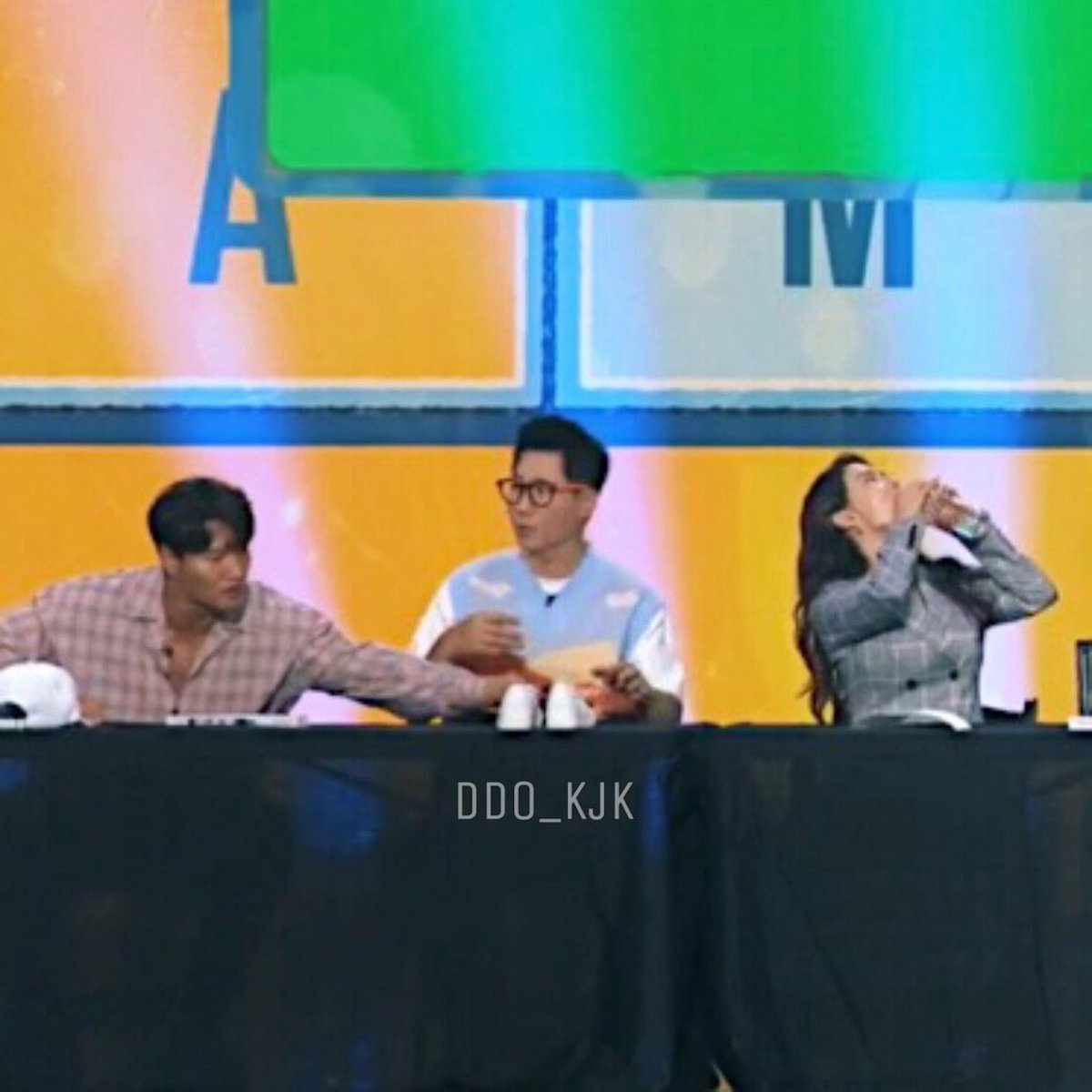 spartace with sukjin ++ them sharing a bottle 

#RunningManOnTiktok
#RunningMan2021OnlineFanmeeting
#런닝맨