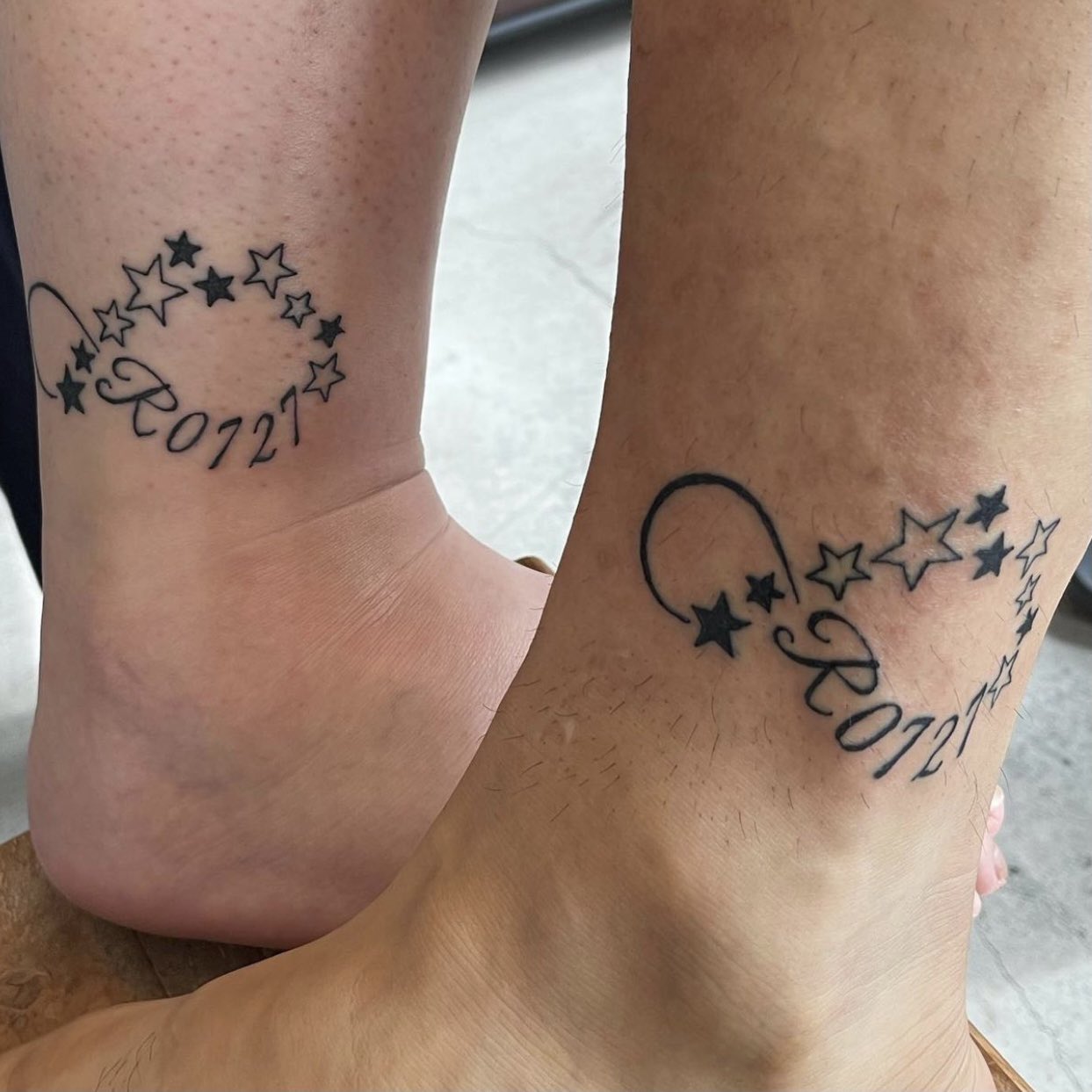 Crazycattattoo Twitterissa 夫婦でペアタトゥー Tattoo タトゥー 刺青 Tattoogirl タトゥー女子 刺青女子 ペアタトゥー 静岡 三島市 三島 伊豆 Crazycattattoo 彫爪猫 T Co spj41z2c Twitter