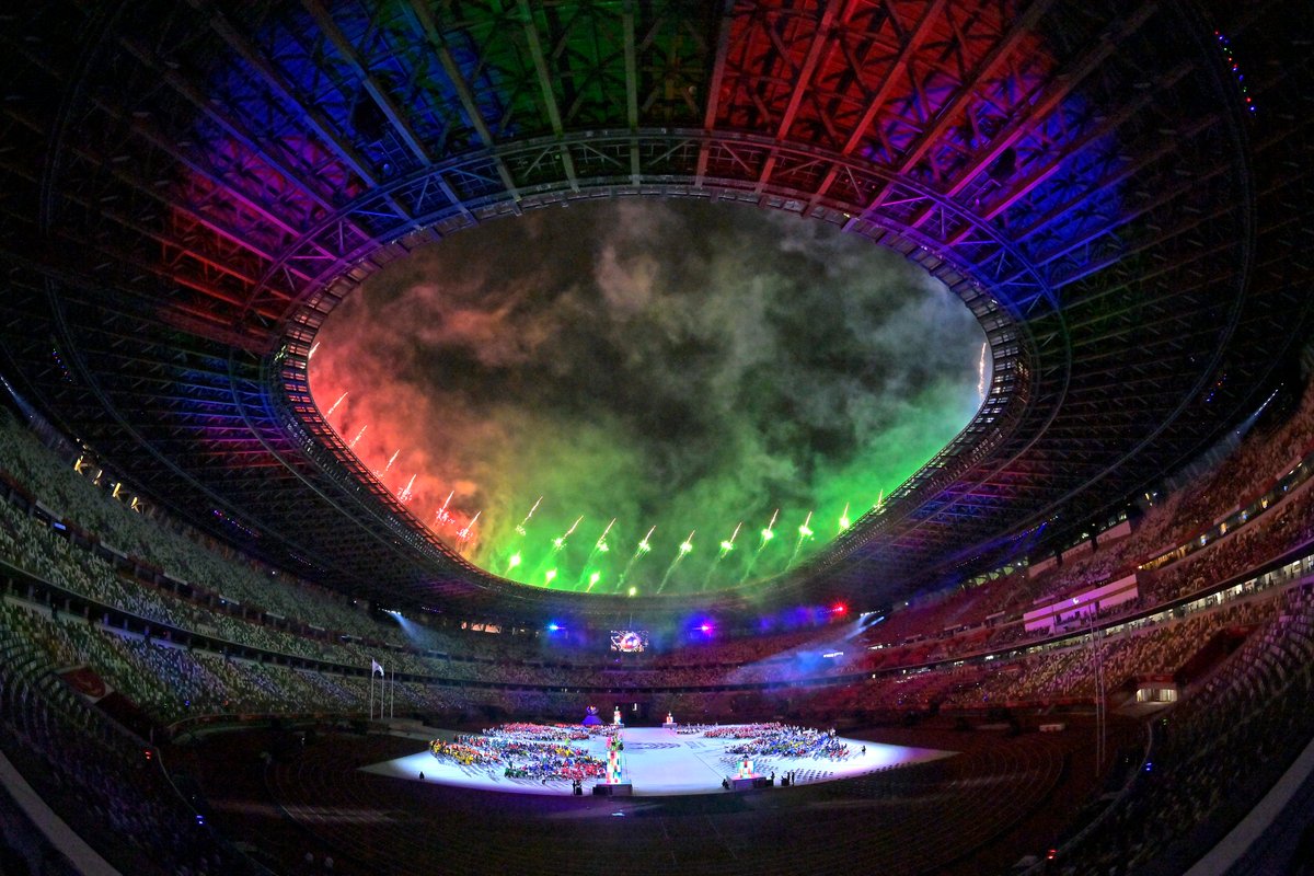 Le Stade Olympique brille de mille feux ! ✨

#ClosingCeremony | #JeuxParalympiques | #Tokyo2020