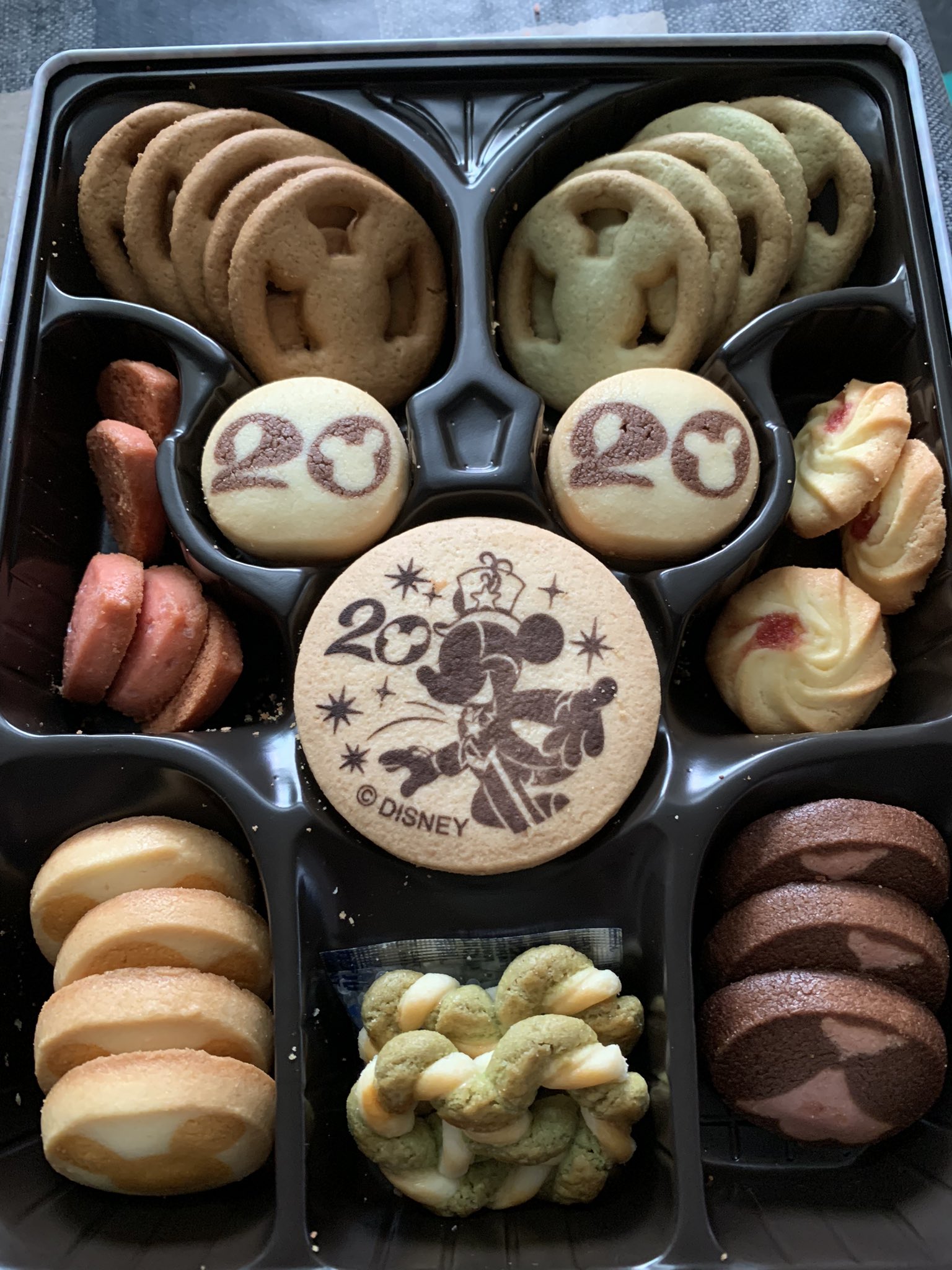 miri かわいすぎでしょ ディズニーシー周年クッキー 缶は折り紙入れにする と言ってるやつがいるので そうなるらしいです ディズニーシー周年 ユーハイム 味も美味しいクッキー T Co Mnuds4dqui Twitter miri かわいすぎでしょ ディズニーシー周年クッキー 缶は折り紙入れにする と言ってるやつがいるので そうなるらしいです ディズニーシー周年 ユーハイム 味も美味しいクッキー T Co Mnuds4dqui Twitter