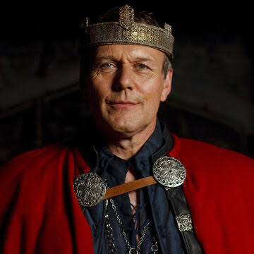 MillyWicked's tweet image. Uther Pendragon é um dos personagens mais burros e irritantes de todas as séries que já assisti até agora kkkkkkk Gosto muito de As Aventuras de Merlin, mas foi dificil aturar a existência dele lá.