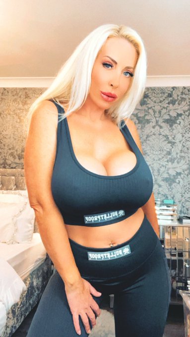 Loving my new gym wear from @7Bulletproof https://t.co/QCpCAtw6L4<a class="tags" target="_blank" title="On Twitter" href="/?out=eyJ0eXAiOiJKV1QiLCJhbGciOiJIUzUxMiJ9.eyJpYXQiOjE3MjE4OTQxNjksImlzcyI6InR3cG9ybnN0YXJzLmNvbSIsIm5iZiI6MTcyMTg5NDE2OSwiZXhwIjoxNzUzNDMwMTY5LCJyZWRpcmVjdF91cmwiOiJodHRwczovL3R3aXR0ZXIuY29tLzdCdWxsZXRwcm9vZiJ9.yahSeLGs_IJPi7qyqwiU1z-lCQmvcJNTP9WWdu2i0GSDt-H9pCzTW8PgSzOOWpjdPNlzrqke_dmoF5YJIXkAyw">@7Bulletproof</a>