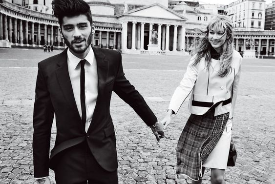 njesouvenir's tweet photo. < zayn and gigi 3 https://t.co/QLGWnOXL16