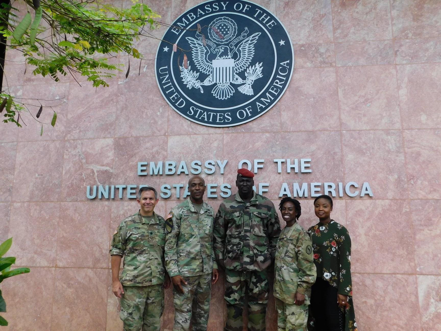 CongoIsBleeding on Twitter "Fascinating to see a picture of soldiers with the