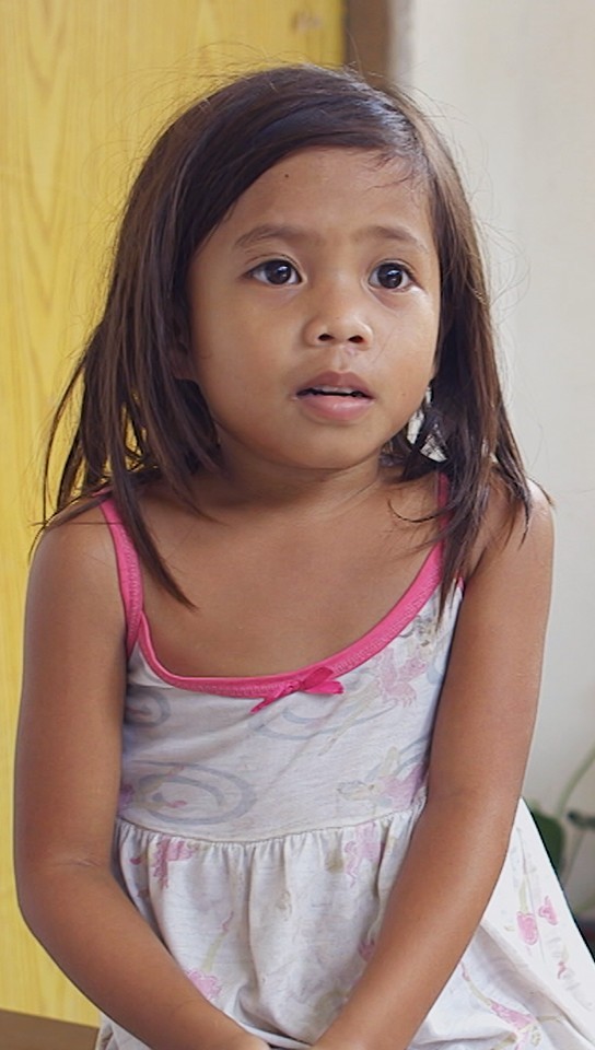 GMA_PA's tweet photo. Ano ba kasi talaga ang pinag-aawayan ng mga batang ito? Sasagutin na nila ‘yan sa #KMJS! https://t.co/UWVyCZo0rO
