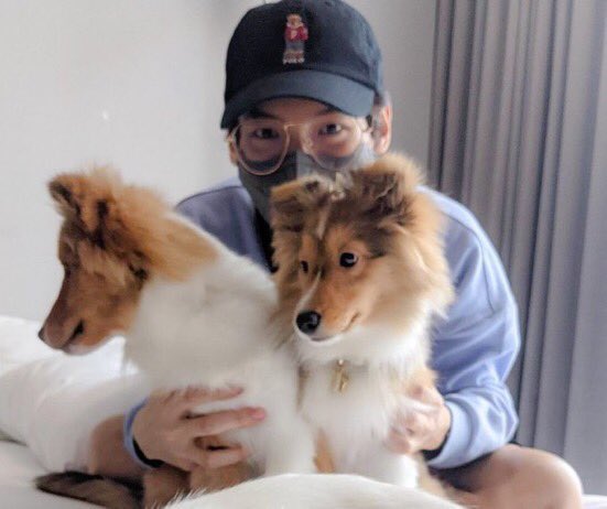 marchywl's tweet image. vlog one day with bentley&amp;amp;cartier 🐶🤎🤍#VlogWithWin #winmetawin  @winmetawin