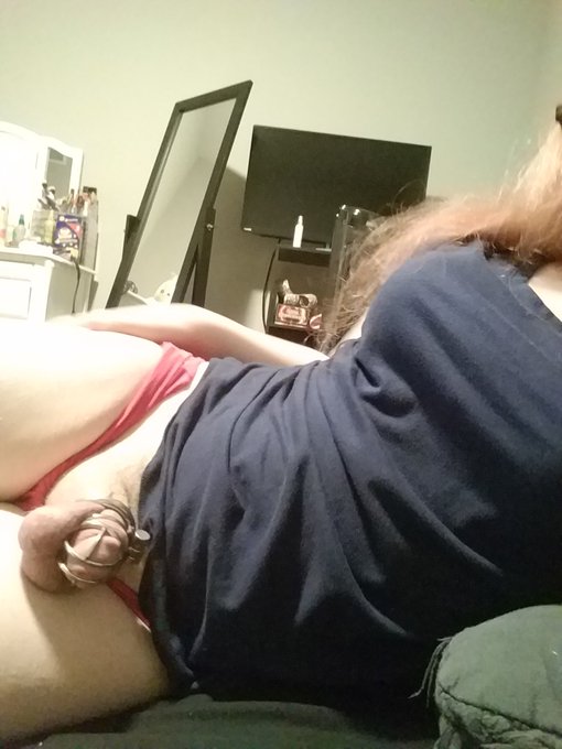 Dumb slut waiting for a cutie to bend her over a record her getting a severe ass lashing with a belt<a href="/tag/wedgies"class="tags"><span>#wedgies</span></a>