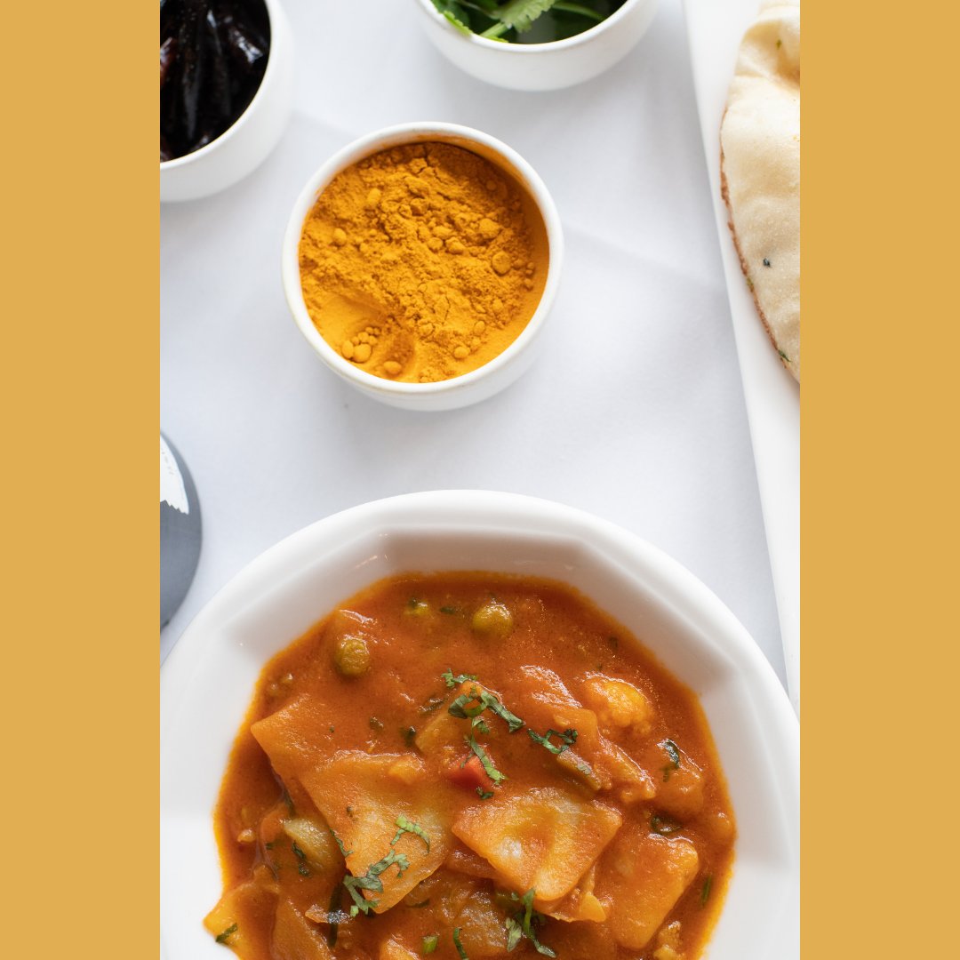 AlishanRestaur1's tweet photo. Our passion for Indian cuisine is only matched by the quality of the ingredients that we use to make it! Try out our Indian flavours this evening! Call us to book your table on 01732770616 or 01732770617 https://t.co/IvyDZtzO8O