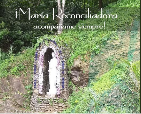 Los domingos a las 11.00 am. nos espera para participar del   Santo Rosario, Adoración al Santísimo Sacramento y finalizar con la   Eucaristía. En nuestro bello Santuario de Betania, lugar de paz y de oración