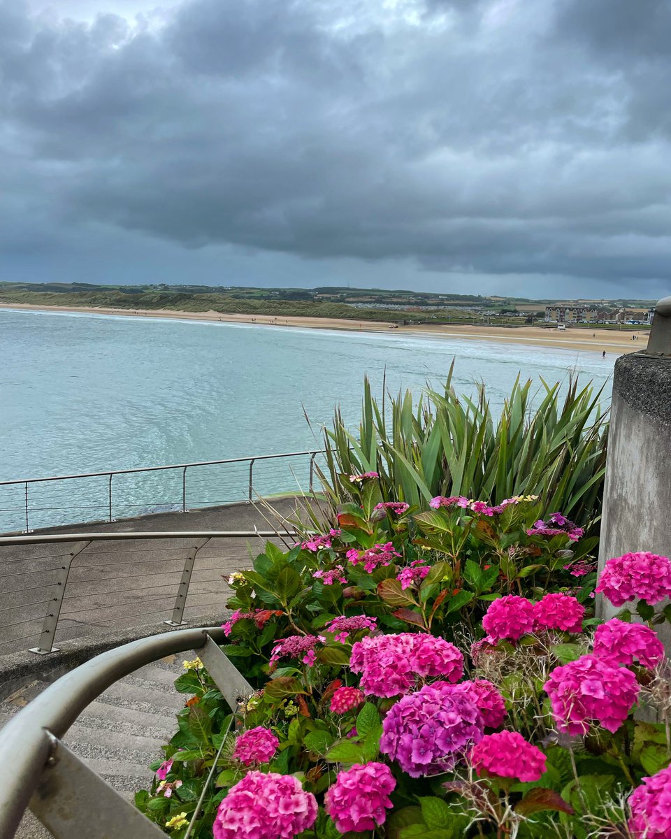 ALISONKEYS4's tweet photo. #Portrush #seaair #aqua @LoveBallymena @Love_Antrim https://t.co/Dtw6JFJaB7