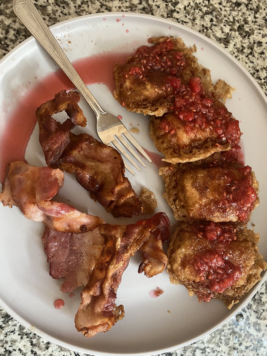 French Toast style Cheese Danish, with homemade raspberry syrup… 
—Gordo Fiere 

(Would’ve gone Gordon Ramsay, but it’s taken) https://t.co/ZkjWu9gGVy