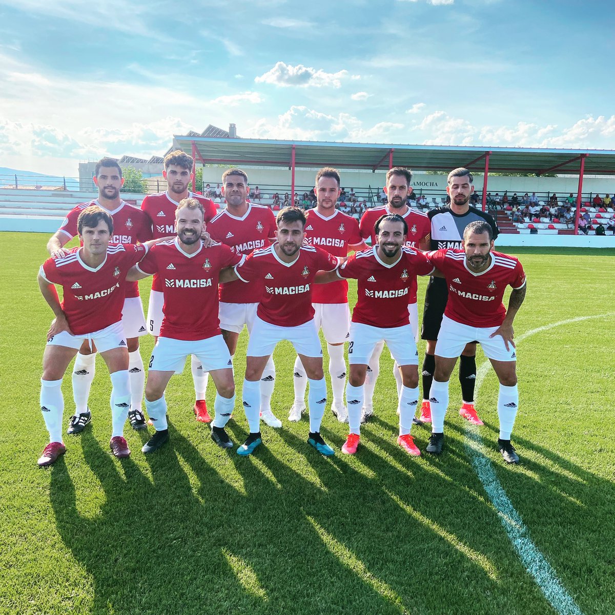 Primera victoria del equipo en el debut liguero ante nuestra afición. Resultado de 1-0 con gol de Lafita. 

#VamosCalamocha