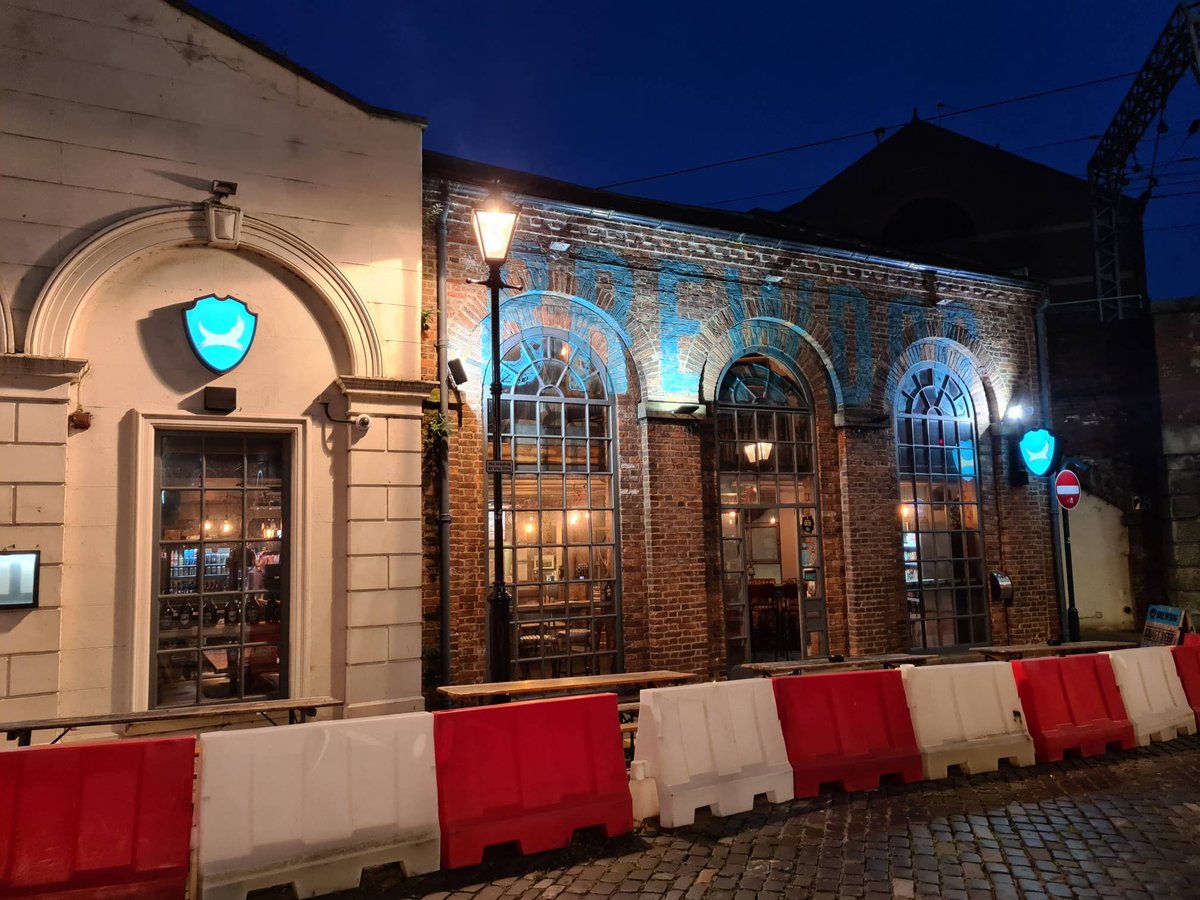 We're still here for a few more hours this evening! Swing by, say hello &amp; grab a few chilled-out tasty bevs!