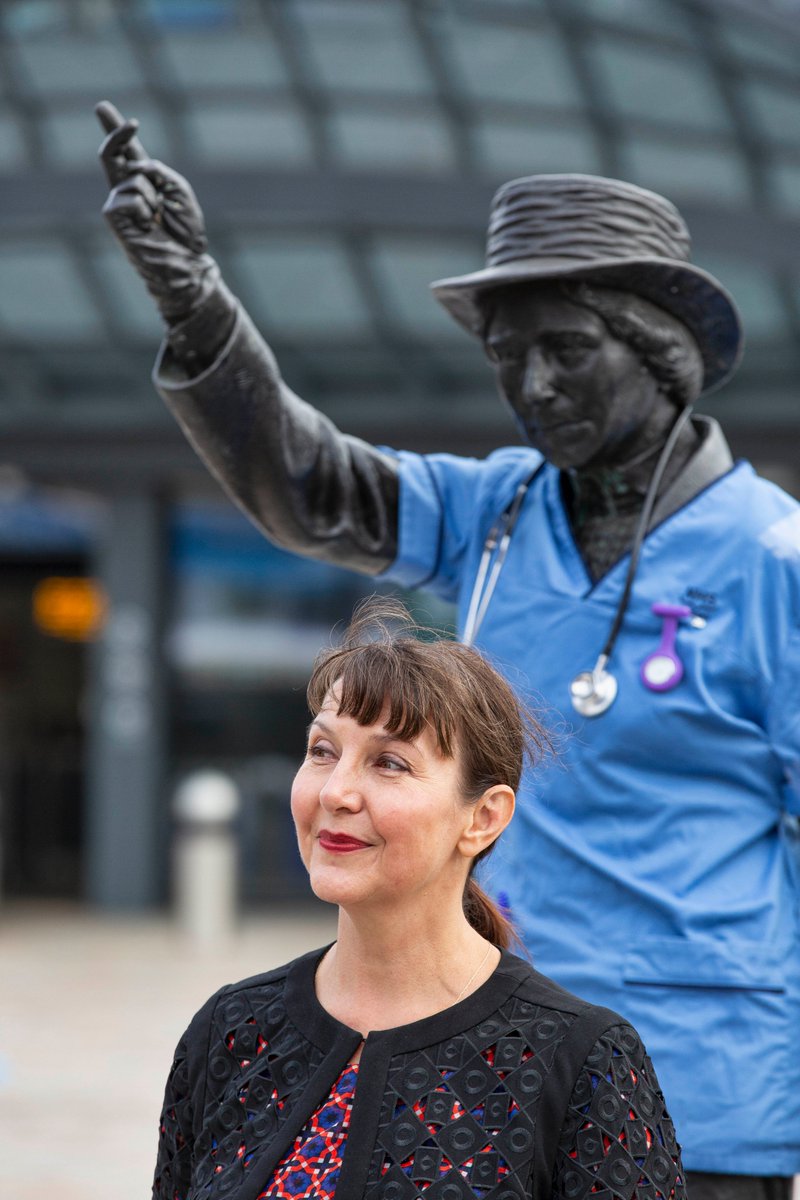 Studio_FV's tweet photo. Filming &amp; int. with @tsBeall on 3/9/21 re. her work@the #MaryBarbourstatue #Govan. #WoveninGovan #WovenWomensNetwork @Audsvisual #AlexWilde @_kamling @KinDonna @AilieRutherford @GovanHelp @WovenArts @NHSGGC @lizfable @CCSE_UWS @ClydeDocks #MariupolTU @Intercult
 #womenworkers https://t.co/Ao1FH3JnvV