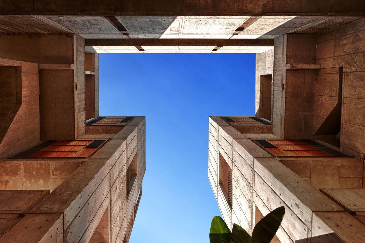 CryptoKrista's tweet photo. One of my favorite places on the planet. (Just use caution when you are leaving any building if your door doesn’t have a window. Open with care.) 🧪 🧫 🧬 #SupportScientists @salkinstitute https://t.co/H03M5MBkaF