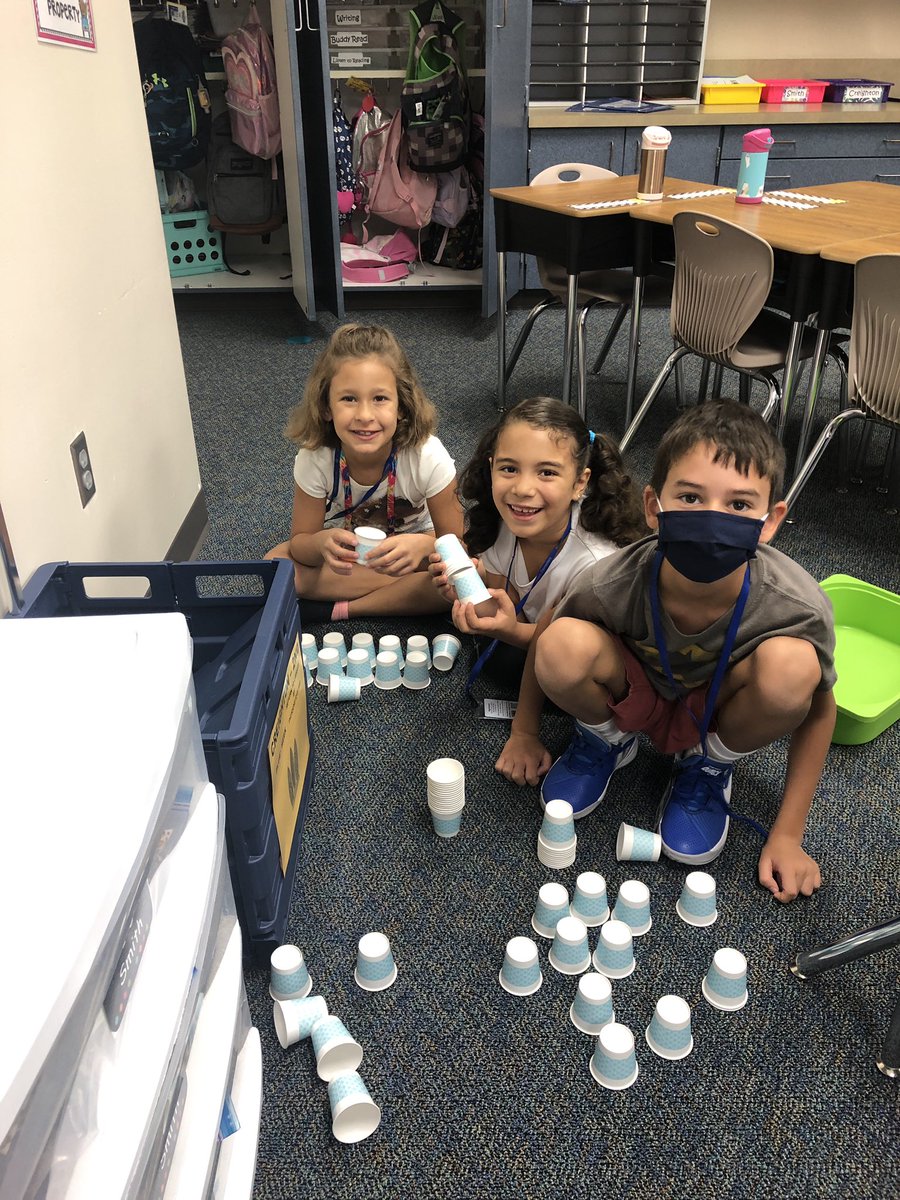 We had a great time doing stem bins this week.<a href="/TWEHowl/">Tom Wilson Elementary</a> #twehowl