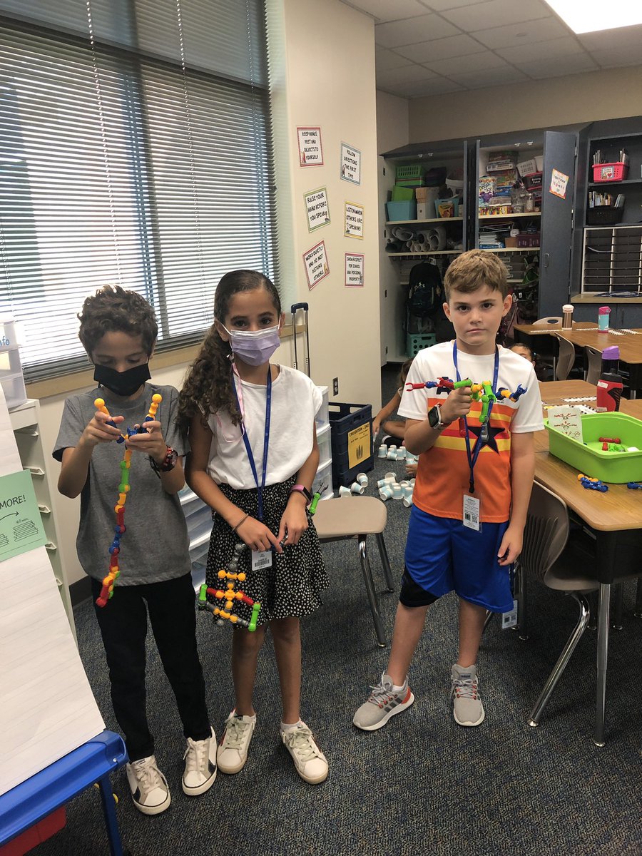 CarenCreighton's tweet photo. We had a great time doing stem bins this week.@TWEHowl #twehowl https://t.co/kjSZDmBhCb