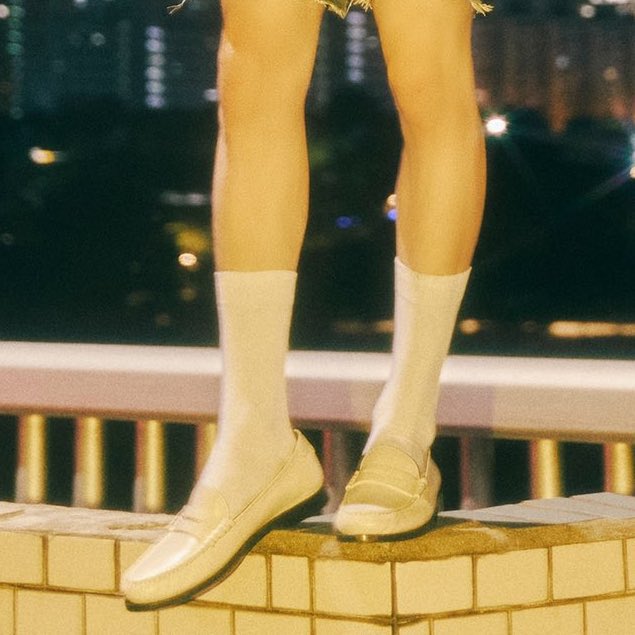 อันนี้ คนสวยขา                  อันนี้ ขาคนสวย