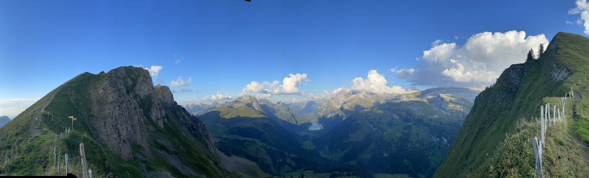Rafael_Nala's tweet photo. Der Aufstieg hat sich gelohnt! #Saaspass https://t.co/Mj3WNYVQWh